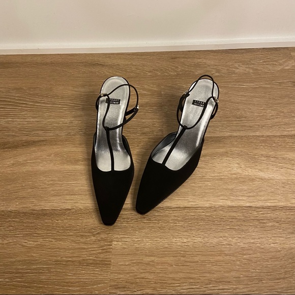 Stuart Weitzman Point Kitten Heels - Picture 4 of 5
